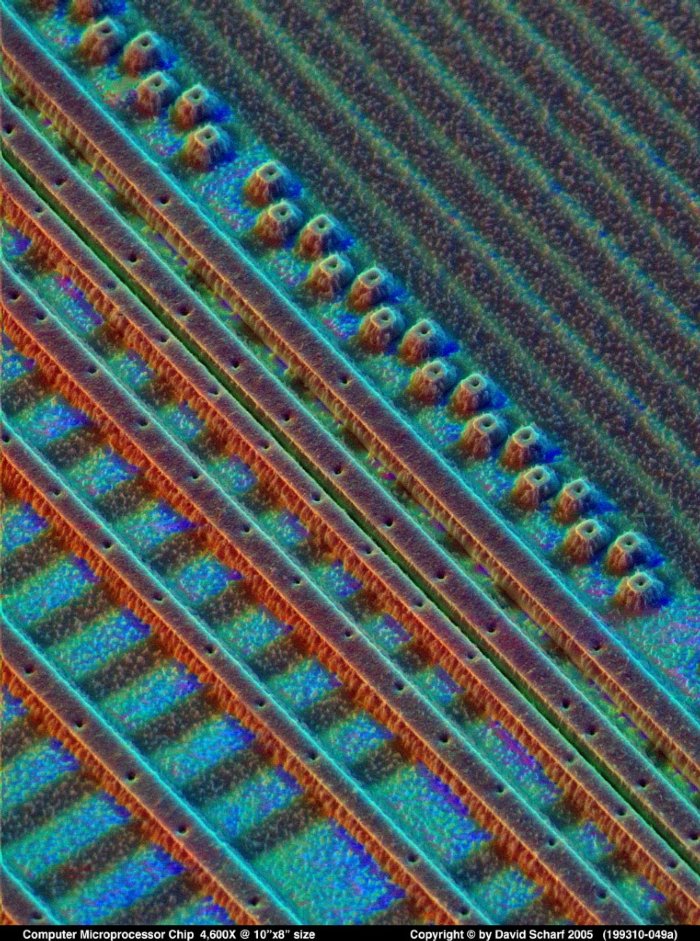 199310-049a-Microprocessor-Chip1