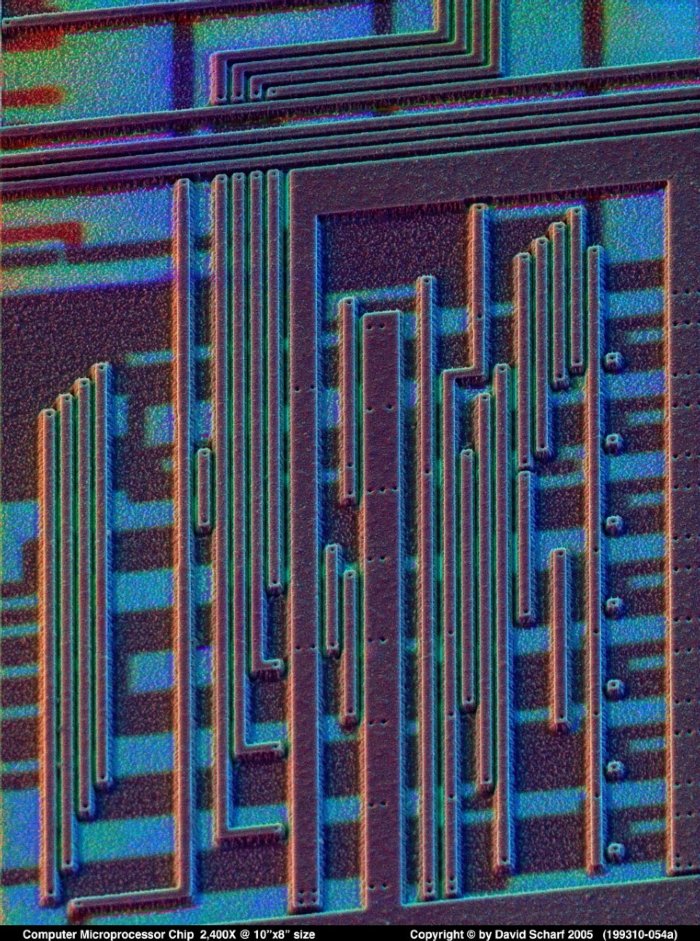 199310-054a-Microprocessor-Chip1