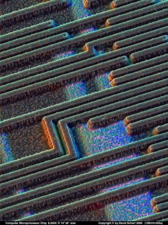 199310-055a-Microprocessor-Chip1