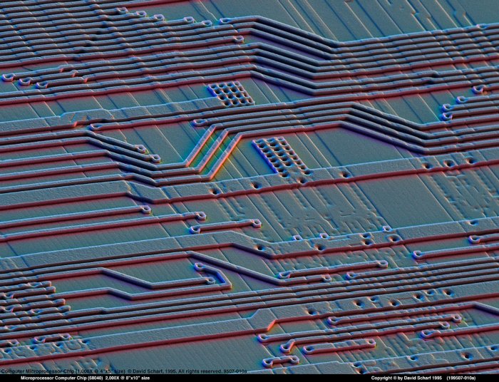 199507-010a-Microprocessor-Chip1